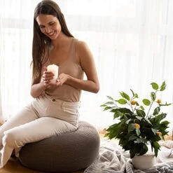 English Home Round Knitted Pouf Ottoman Foot Rest For Couch, Foot Stool For Living Room, Boho Ottoman Pouf, Floor Pouf, Knitted Bean Bag, Bedroom Poof, Indoor, Outdoor 37 X 50 Cm Grey -Amazon Store 51wICc1duGL