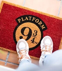 Grupo Erik Platform Door Mat, 40 X 60cm, Harry Potter Plataforma 9 3/4 11 Grupo Erik Platform Door Mat, 40 X 60cm, Harry Potter Plataforma 9 3/4 -Amazon Store 51xE65oNpdL