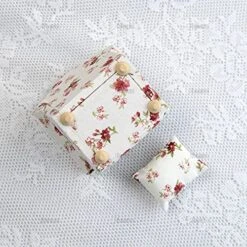 AUEAR, 1:12 Mini Wooden Sofa Arm Chair Furniture For Living Room -Amazon Store 61dKQbjgjFL